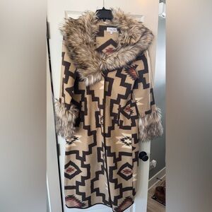 Tasha Polizzi Geometric Tan and Brown Cape with Faux Fur